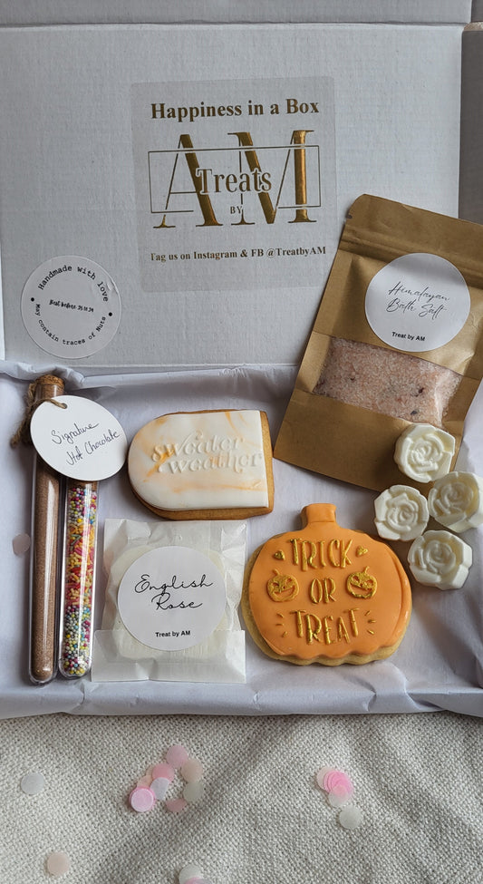 The Autumn Hygge Letterbox Hamper| A Hug in a Box - Autumn Edition