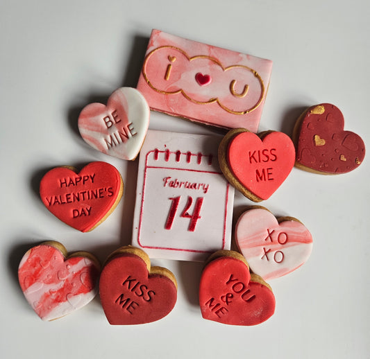 Valentine Biscuits| Valentine Cookies| Galentine Gift| Gift for her| Gift for Kids| Letterbox Treats| Love Heart Biscuits Hug in a Box - A & M