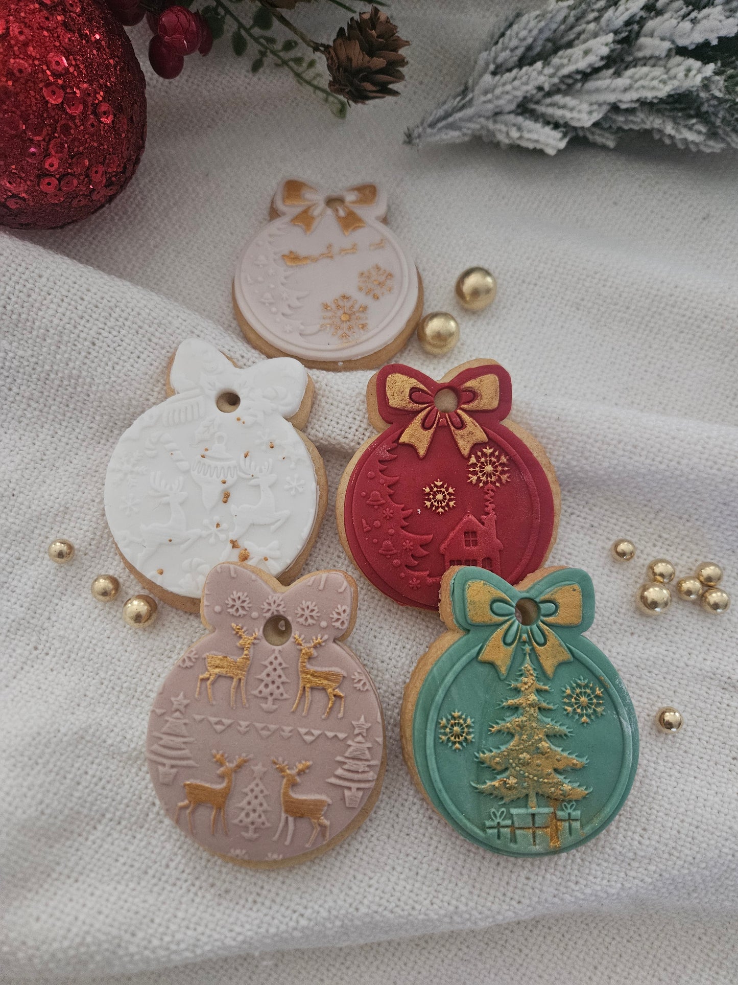 Custom Christmas Ornament Cookies | Holiday Sugar Cookies | Edible Bauble Gift Box | Festive Present Treat | Winter Wonderland Decor