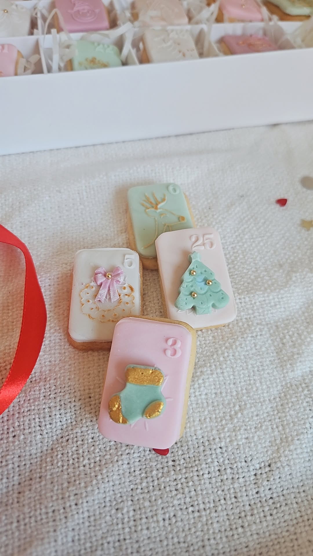 Luxury Christmas Advent Calendar Biscuit Box | Edible Holiday Countdown | 25 Mini Hand Iced Cookies