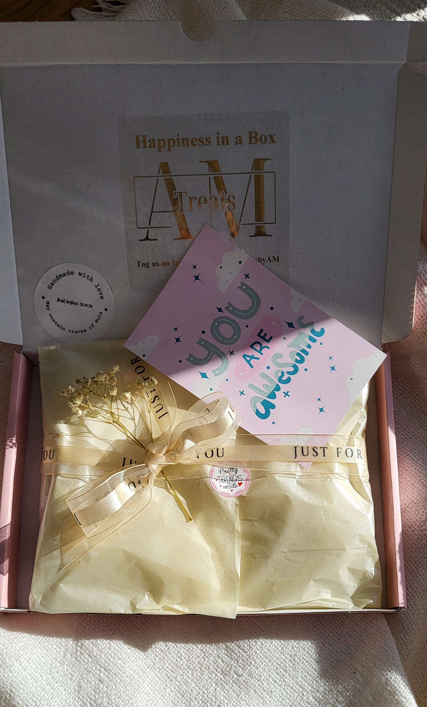 The Autumn Hygge Letterbox Hamper| A Hug in a Box - Autumn Edition