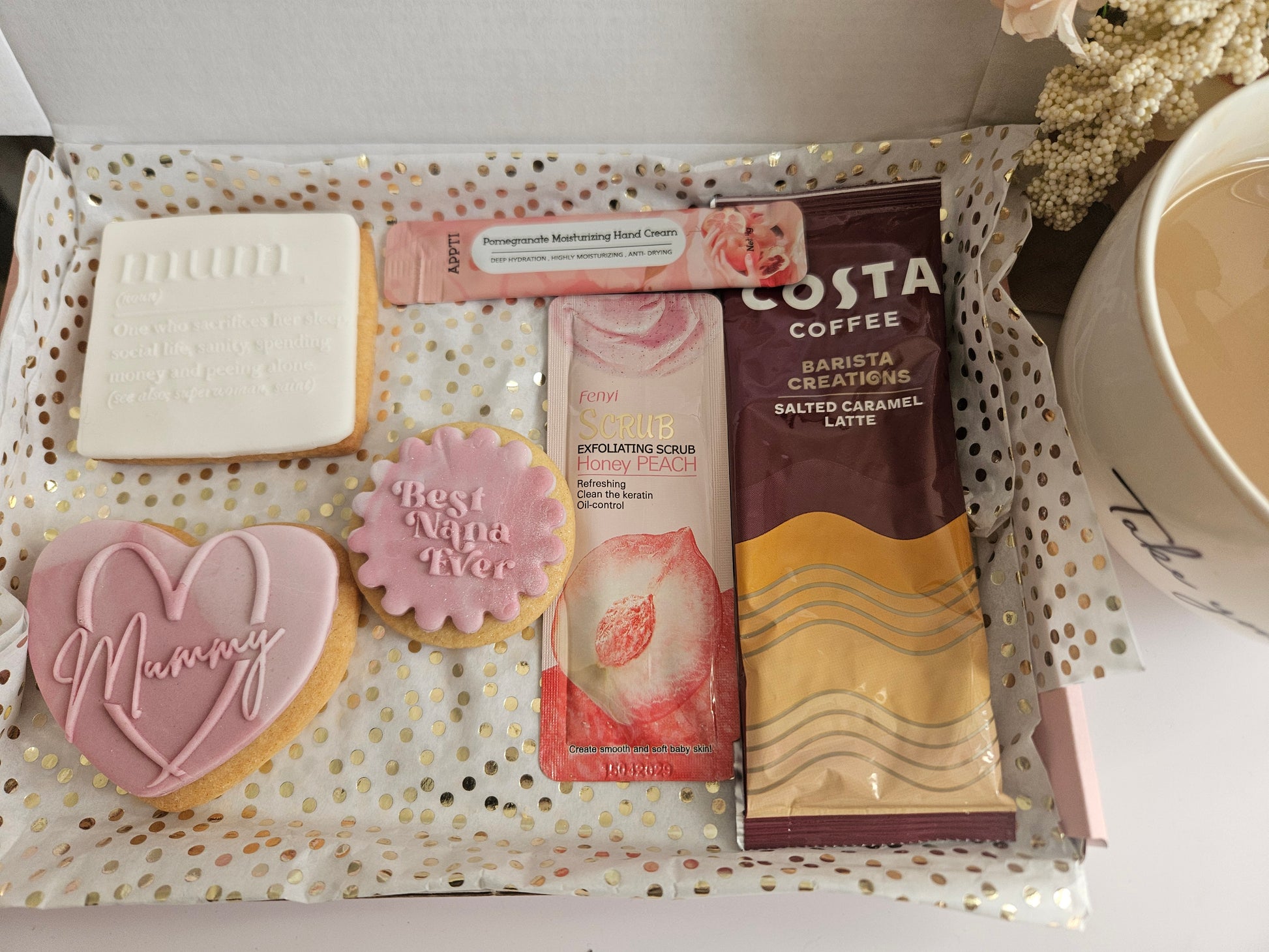 Gift Hamper| Treat for Mum - A & M