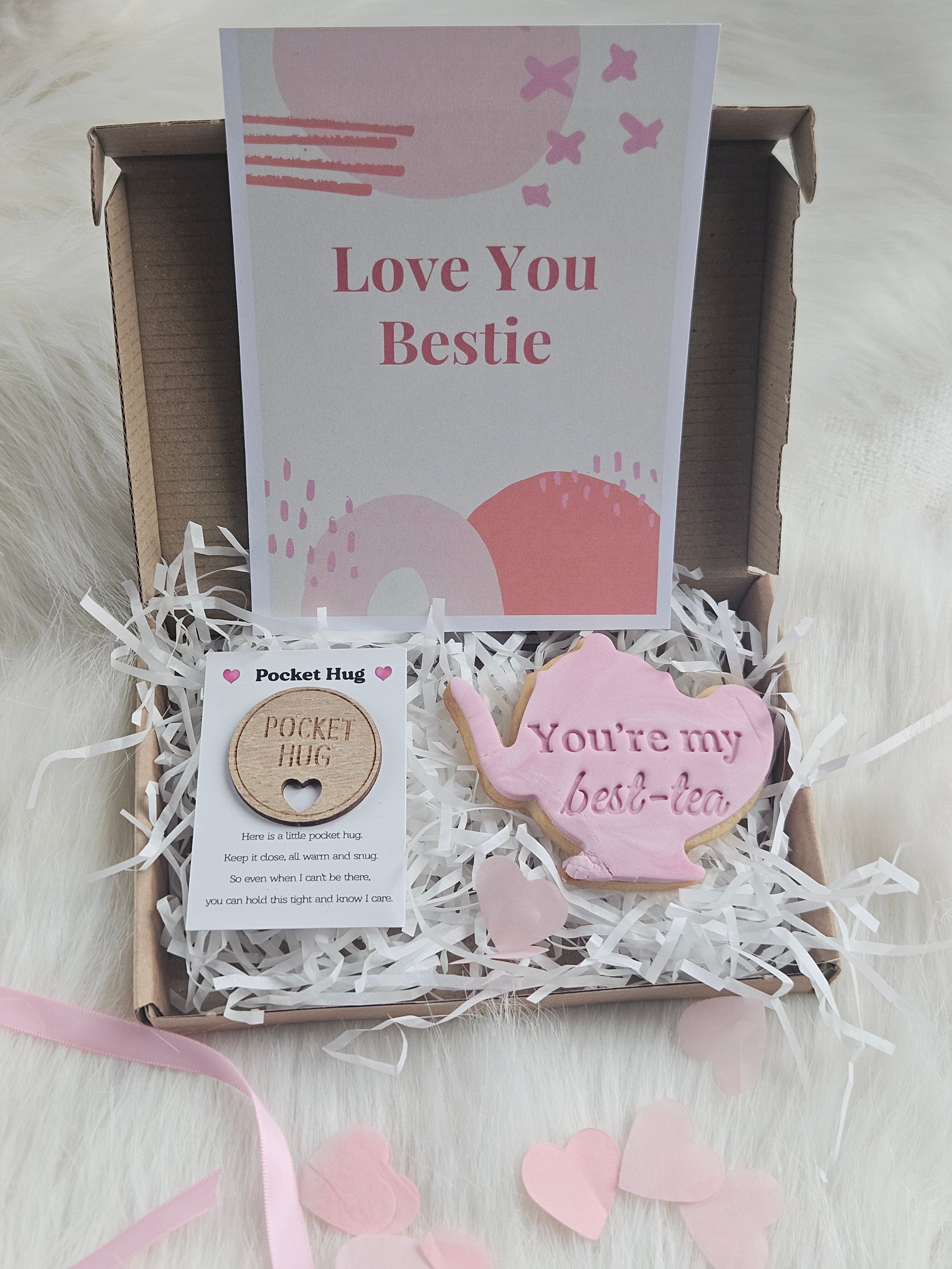 Bestie "Pocket Hug" Gift Box - A & M