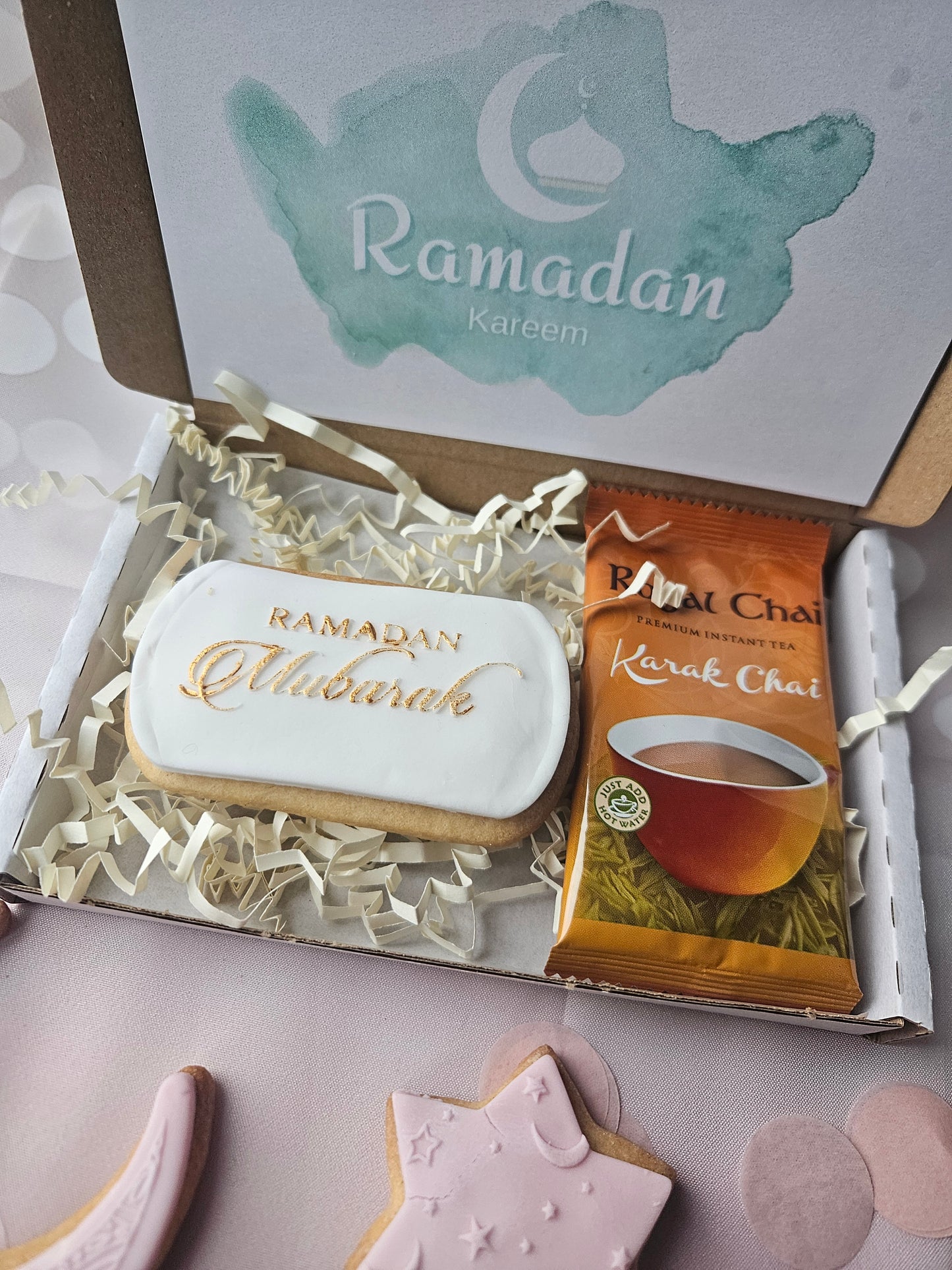 Ramadan Mubarak Letterbox Gift |Iftaar Treat Karak Chai - A & M