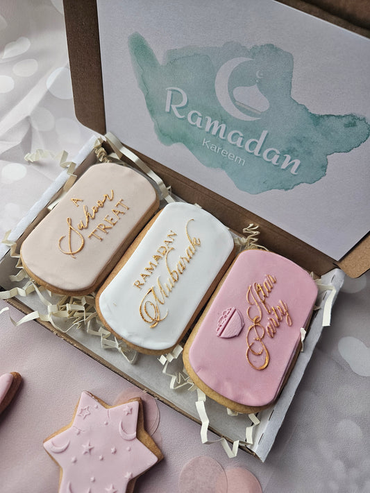 Luxury Ramadan Mubarak Cookie Gift Box | Hand Iced Sugar Cookies - A & M