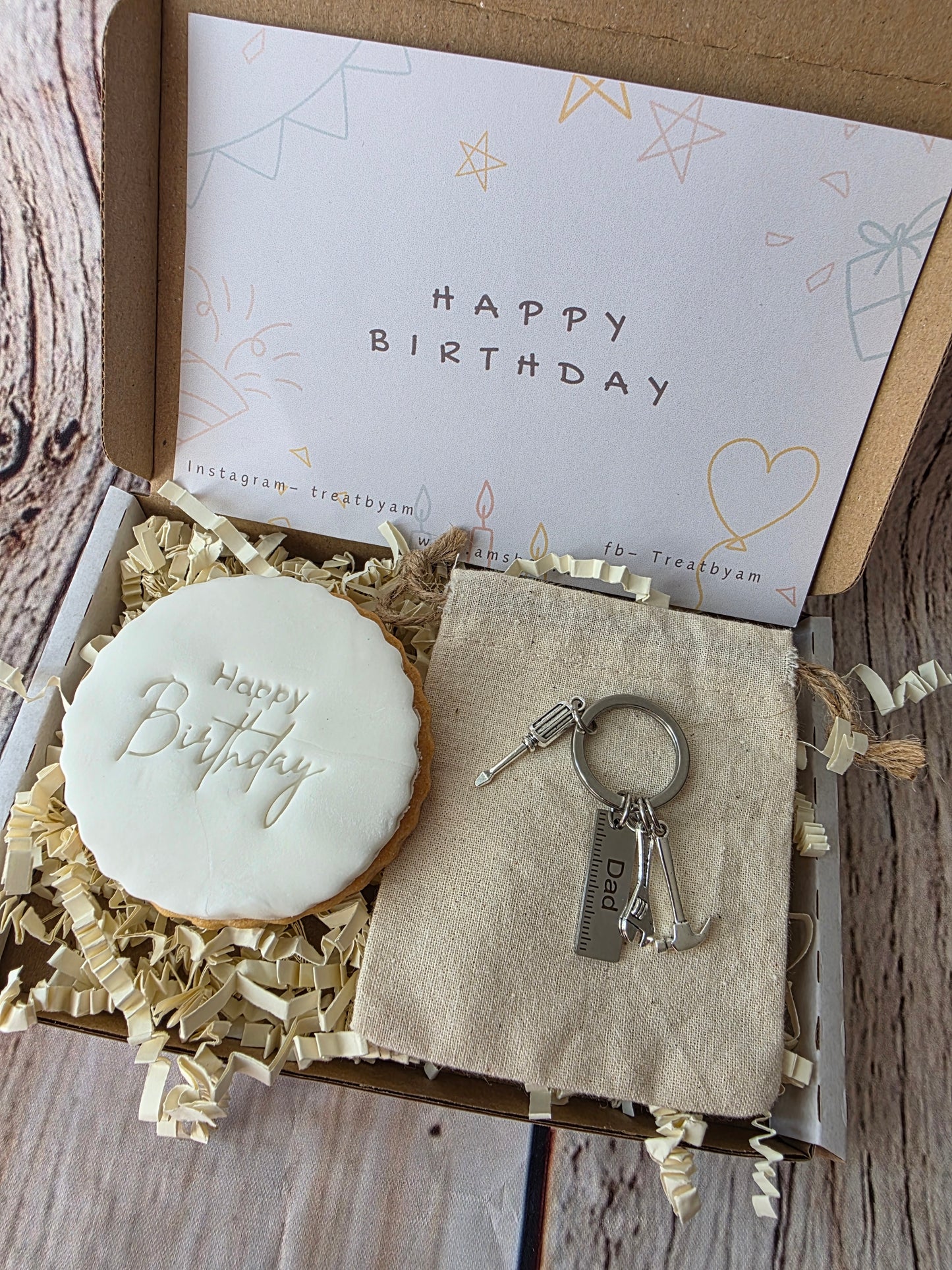 Dad Birthday Letterbox Gift | Happy Birthday Handyman Cookie & Tool Keychain Set | Gift for Him, Grandad, Father's Day