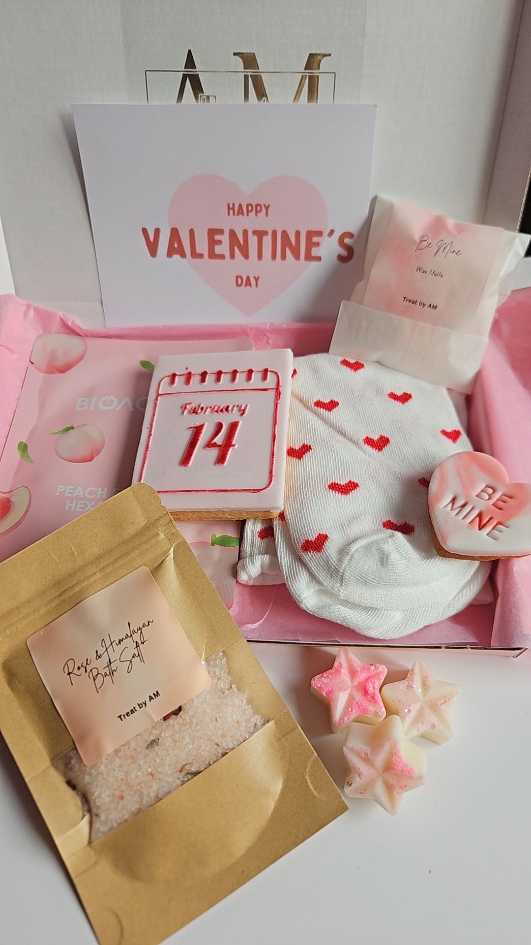 Valentine Gift| Valentine Socks | Valentine Gift Hamper| Pamper Hamper| Selfcare Box| Gift for Her| Hug in a Box