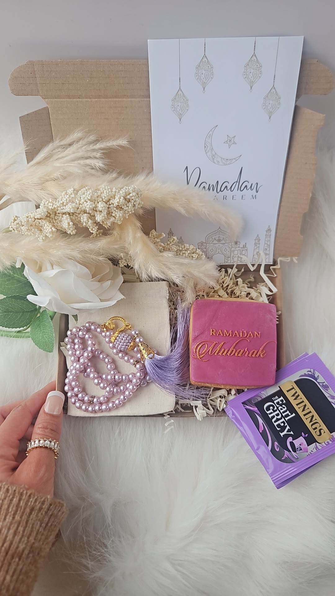 Ramadan Mubarak Gift Box | Islamic Gift for Her - A & M