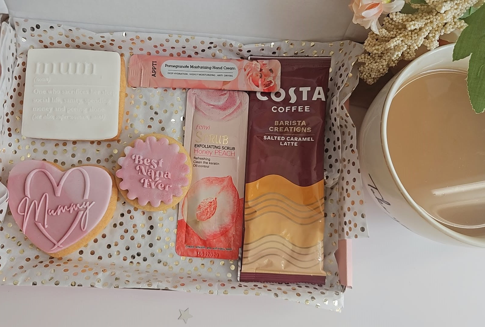 Gift Hamper| Treat for Mum - A & M