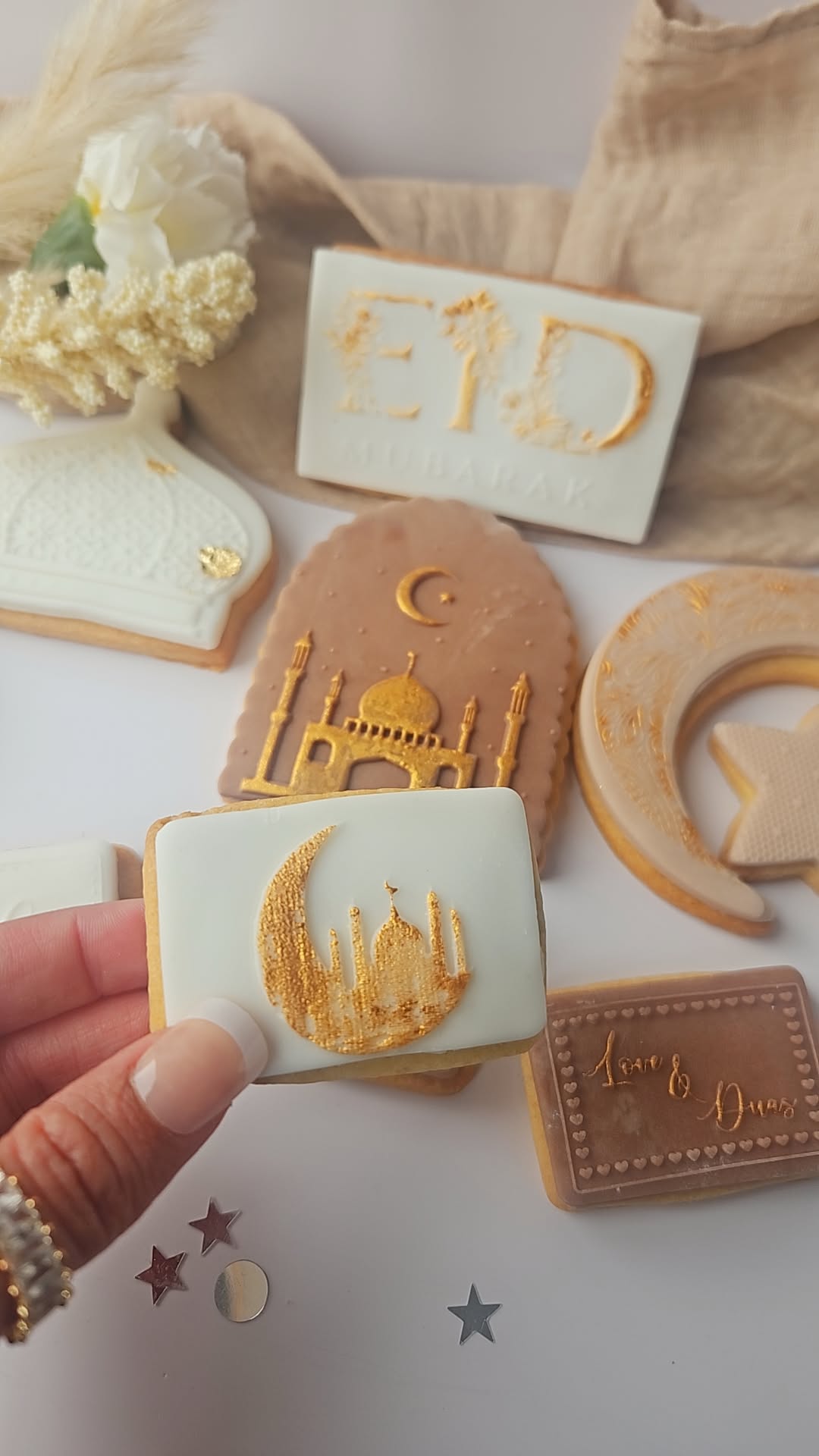 Eid Cookies| Eid Biscuits| Iftaar treats| Food Hamper| Food Basket| Islamic Gift| Halal Treats - A & M