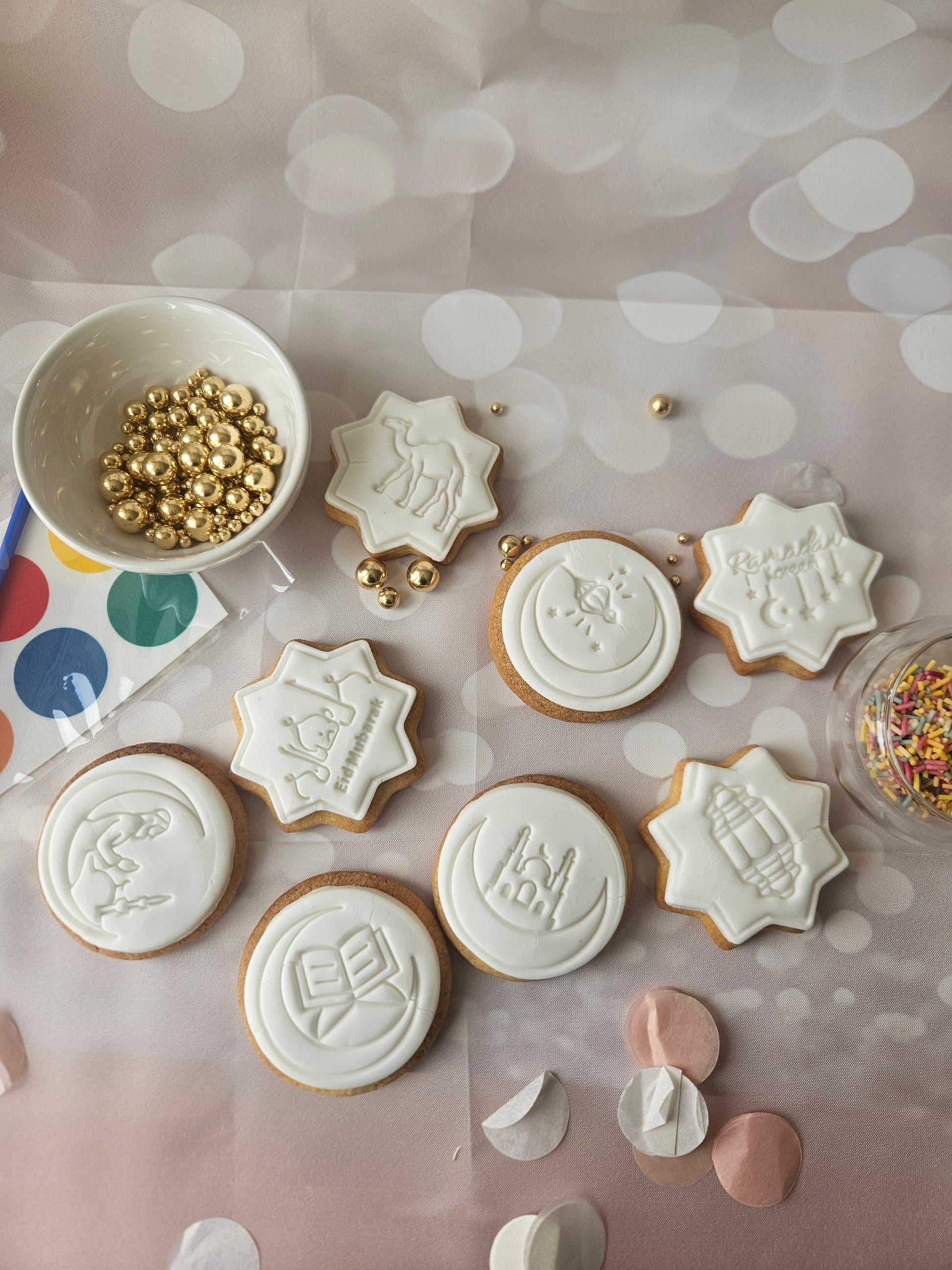Ramadan Kareem Paint Your Own Cookie Kit - A & M